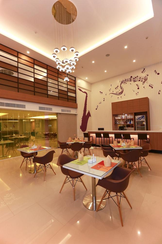 The Whisper Hotel Pattaya Eksteriør billede